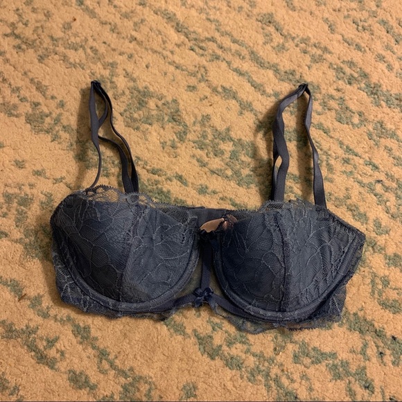Victoria’s Secret Balconet Bra - Picture 1 of 5